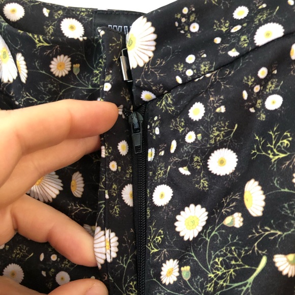 Wildfang slim cropped daisy dress pants - Picture 6 of 10